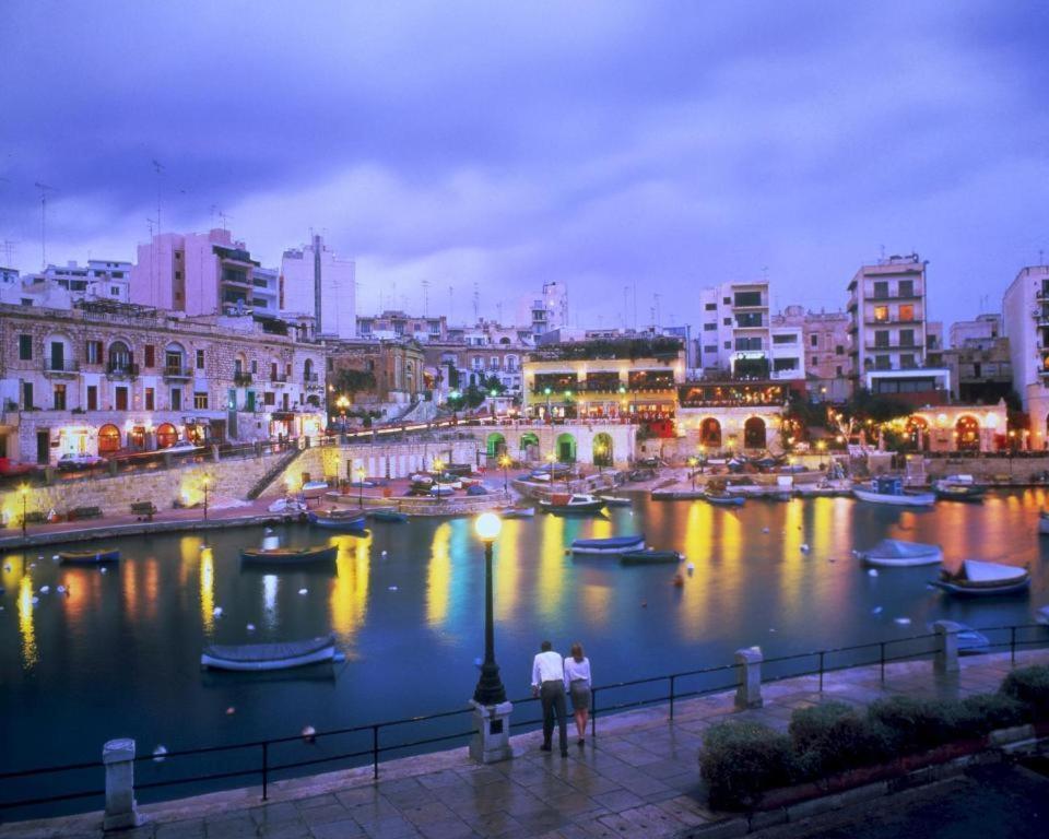 A Lovely 3 Bedroom, 3 Baths Home In The Centre Of Gzira By 360 Estates Dış mekan fotoğraf