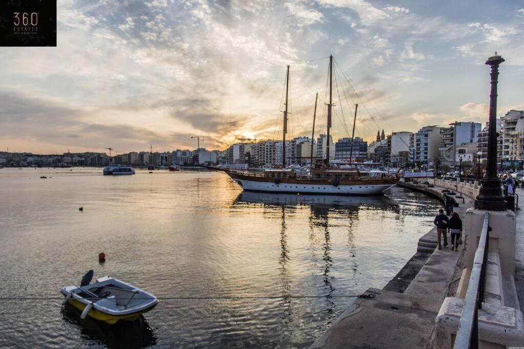 A Lovely 3 Bedroom, 3 Baths Home In The Centre Of Gzira By 360 Estates Dış mekan fotoğraf